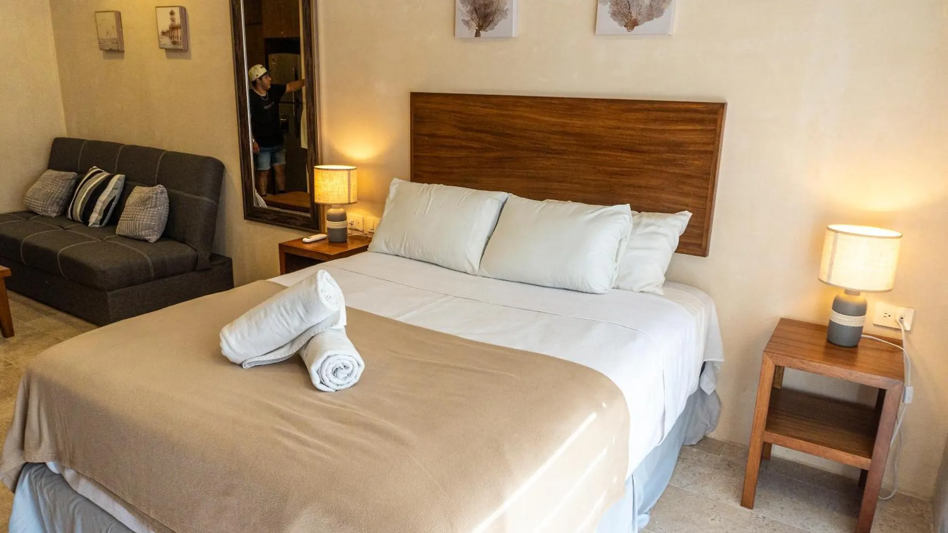 Green Savage Studio 1Br Rooftop Playa del Carmen